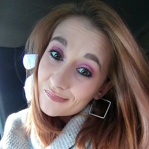 Meet your Posher, Kellie